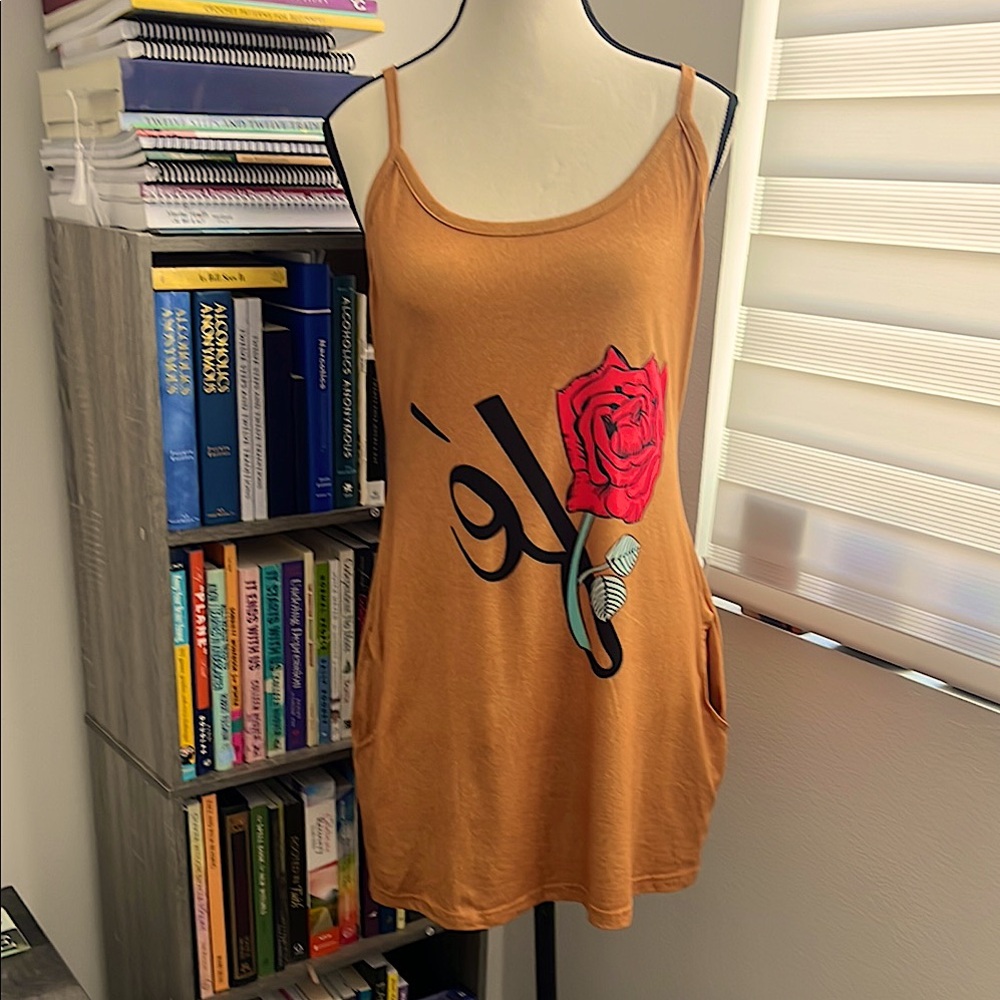 Rose Graphic Tan Women's Top